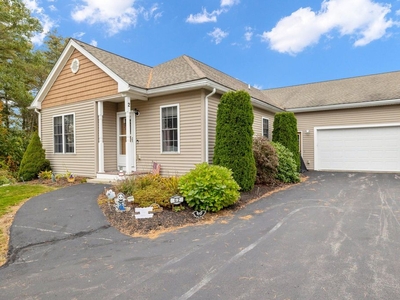 7 room luxury Flat for sale in Epsom, New Hampshire