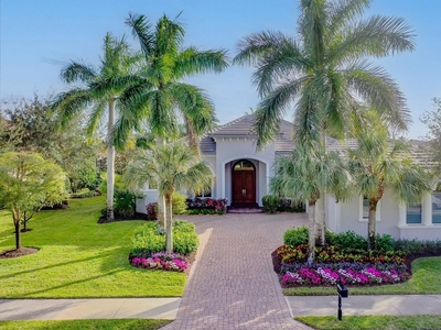 Luxury 4 bedroom Detached House for sale in Naples, Florida