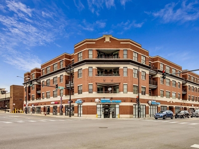 2472 W FOSTER Ave #306, Chicago, IL 60625