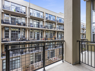 900 N Kingsbury, Chicago, IL 60610 - Condo for Rent