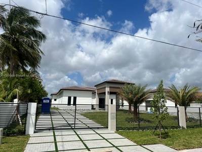 80 NW 129th Ave, Miami, FL, 33182 | Nest Seekers