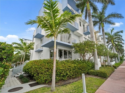 3 bedroom luxury Townhouse for sale in Miami Beach, United States