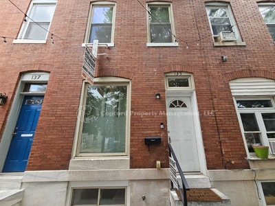 135 N Ellwood Avenue, Baltimore, MD 21224 - Townhouse for Rent