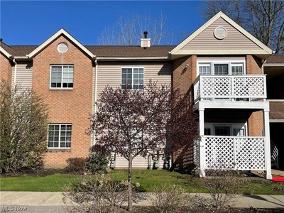 2 bedroom, Akron OH 44313