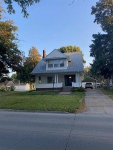 3 bedroom, Knoxville IA 50138