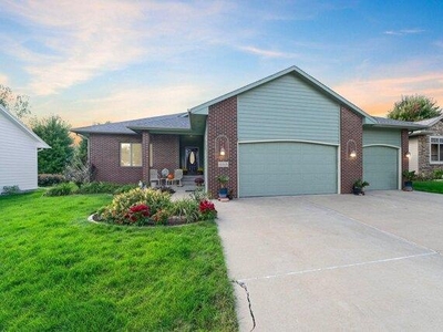 4 bedroom, Sioux Falls SD 57103