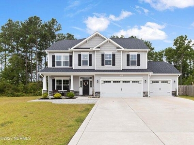 4 bedroom, Sneads Ferry NC 28460