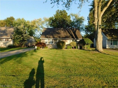 4 bedroom, Youngstown OH 44515
