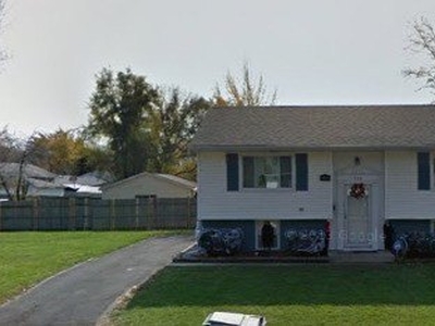 Home For Rent In Glenwood, Illinois
