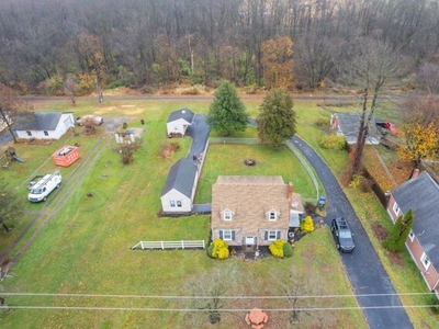 Home For Sale In Douglassville, Pennsylvania