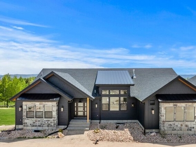 Home For Sale In Saint Charles, Idaho