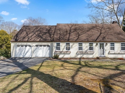 3 bedroom luxury Detached House for sale in East Lyme, Connecticut