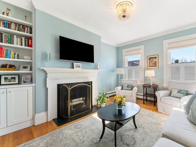 Luxury Flat for sale in Boston, Massachusetts