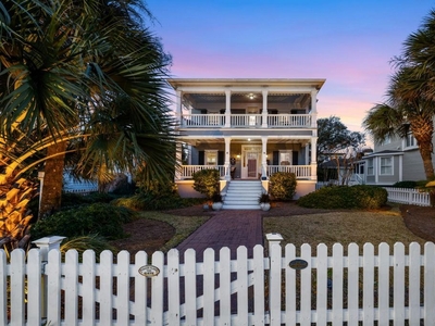 Luxury House for sale in Southport, North Carolina