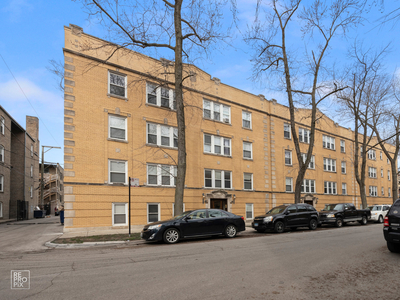 6968 N Wolcott Ave #3, Chicago, IL 60626