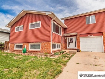 Home For Sale In Laramie, Wyoming