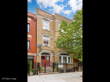 1806 W 22nd Place, Chicago, IL 60608