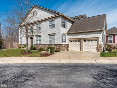 Condo For Sale In Odenton, Maryland
