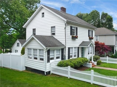 Home For Rent In Darien, Connecticut