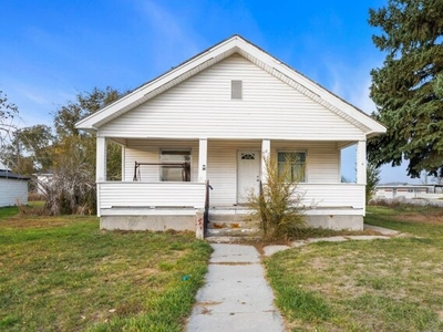 Home For Sale In Garland, Utah