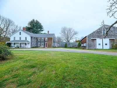 Home For Sale In Kensington, New Hampshire