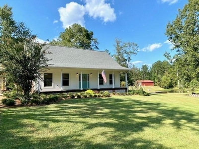 Home For Sale In Louisville, Mississippi
