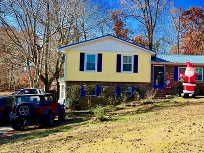 Home For Sale In New Hope, Tennessee