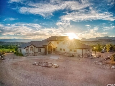 Home For Sale In Spring Glen, Utah