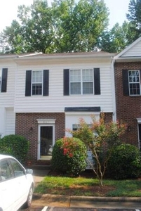 847 Genford Ct, Raleigh, NC 27609