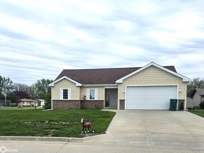 Home For Sale In Creston, Iowa