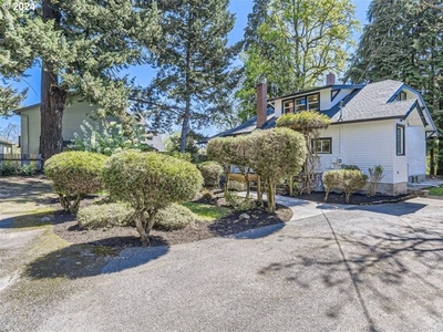 Home For Sale In Gladstone, Oregon