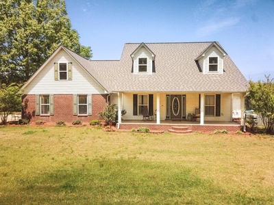 Home For Sale In Rienzi, Mississippi