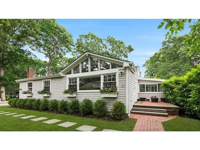 2 bedroom luxury House for sale in Sag Harbor, United States