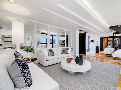 100 United Nations Plaza 46D, New York, NY, 10017 | Nest Seekers