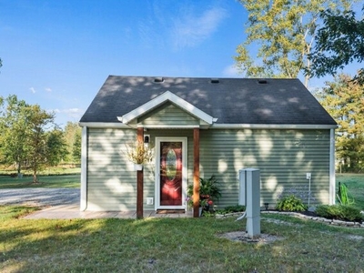 Home For Sale In Churubusco, Indiana