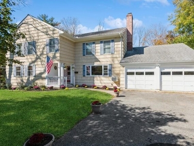 Home For Sale In Mount Kisco, New York