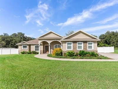 Home For Sale In Seffner, Florida