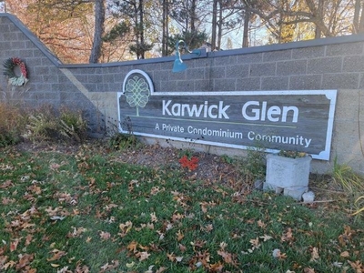 6 Karwick Glen Drive