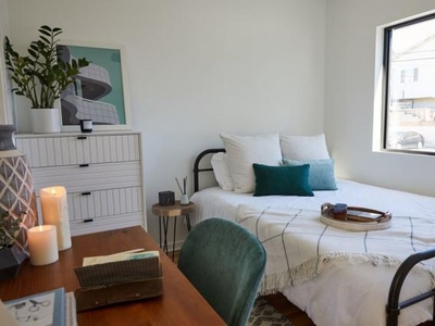 1 bedroom, Los Angeles CA 90026