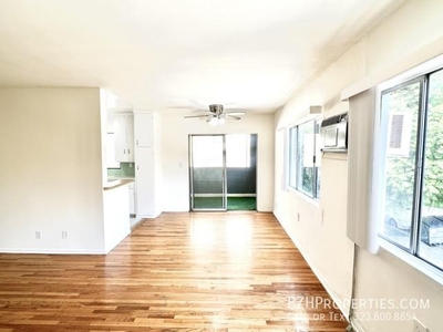 2 bedroom, West Hollywood CA 90046