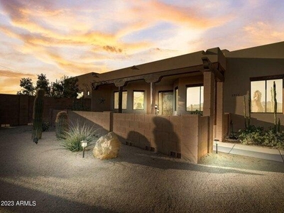 3 bedroom, Phoenix AZ 85085