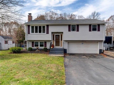 3 bedroom, Plymouth CT 06786