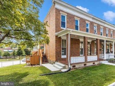 4 bedroom, Baltimore MD 21229