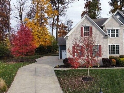 4 bedroom, Indianapolis IN 46236