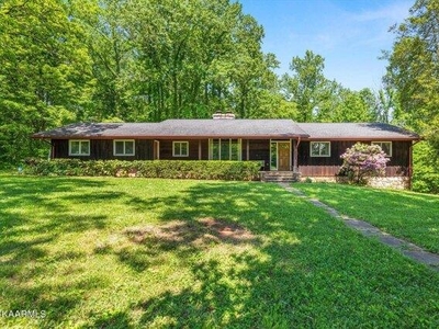 4 bedroom, Knoxville TN 37931