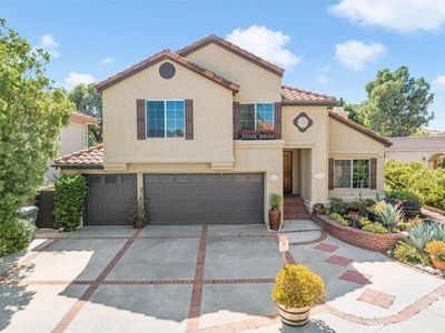 4 bedroom, Newhall CA 91321