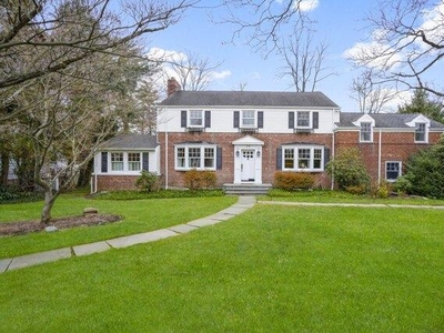 4 bedroom, Scarsdale NY 10583