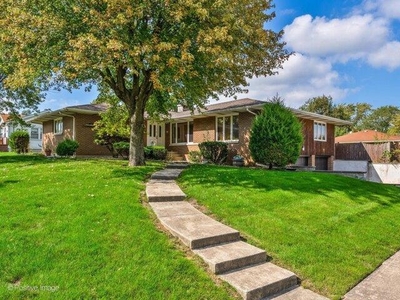 5 bedroom, Chicago Heights IL 60411