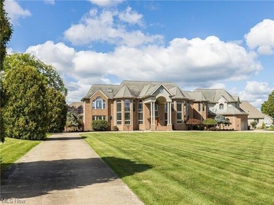 5 bedroom, Youngstown OH 44514