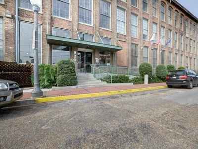 Condo For Rent In New Orleans, Louisiana